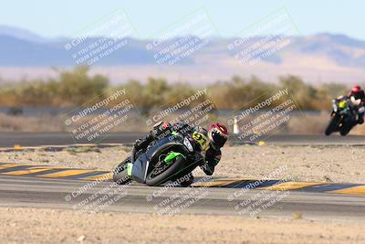 media/Nov-16-2024-CVMA (Sat) [[0e4bb1f32f]]/Race 9-Amateur Supersport Middleweight/